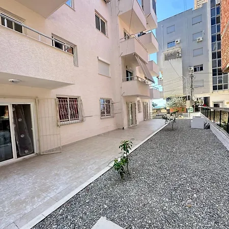 White Apt Дуррес